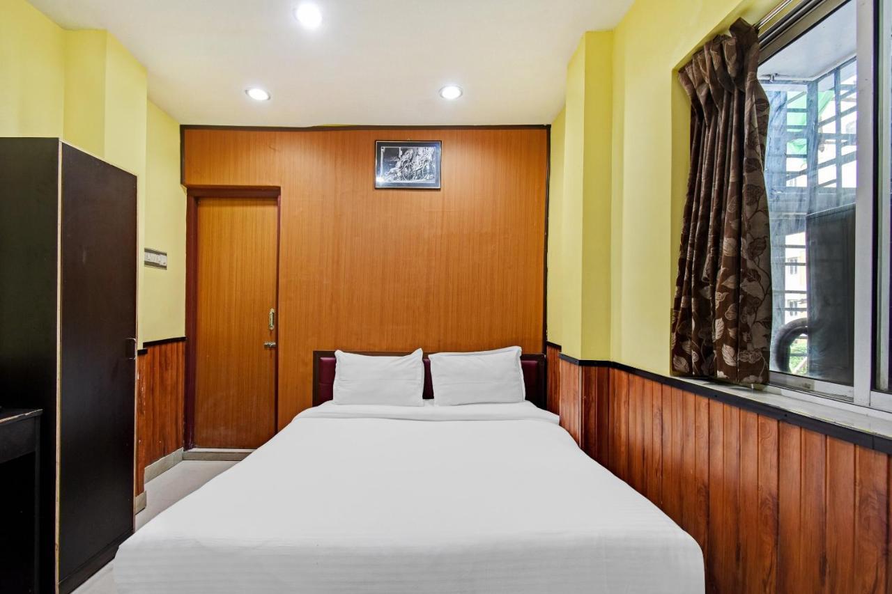 Flagship Hotel Eden Calcutta  Esterno foto